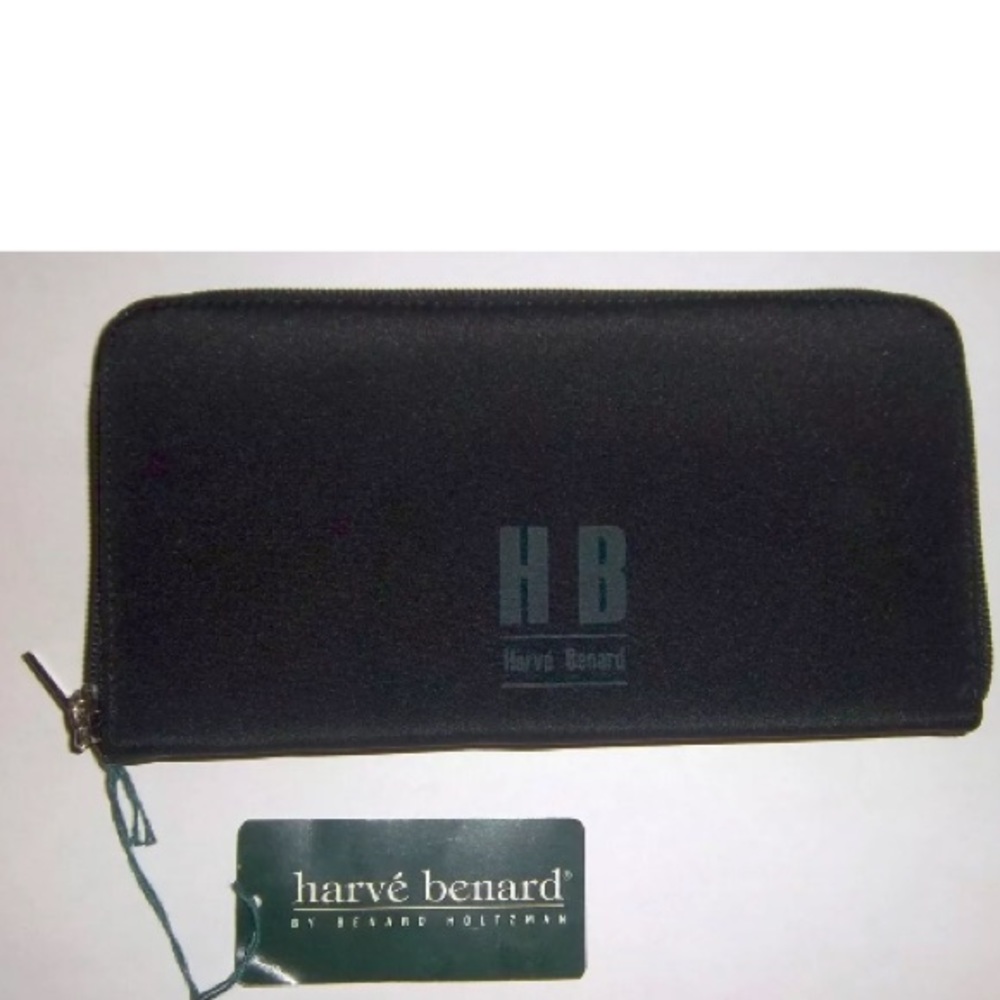 Harve Benard Black Clutch Purse Brand New